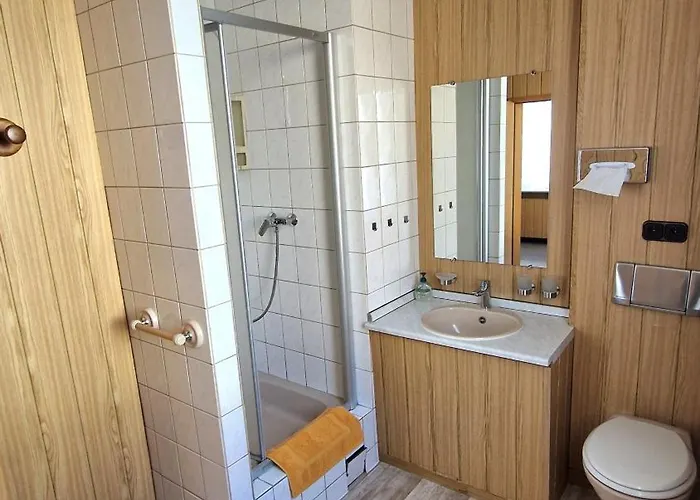 Am Kirschberg 3* Weimar (Thuringia)